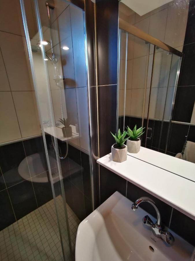 Mate Apartman Gyula Eksteriør bilde